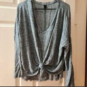 Women's Teal-ish Knotted Top